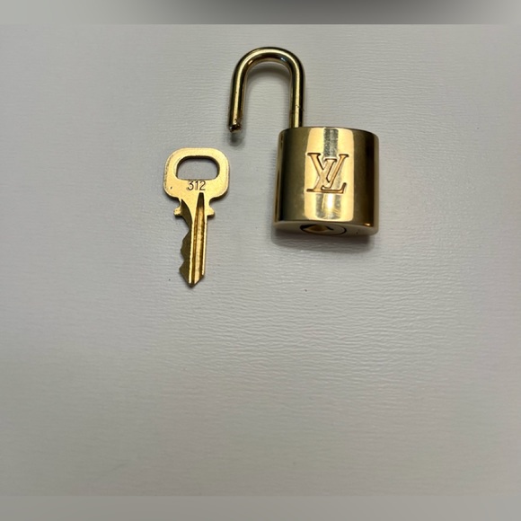 Authentic Louis Vuitton padlocks number ON CHOICE. - Picture 8 of 8